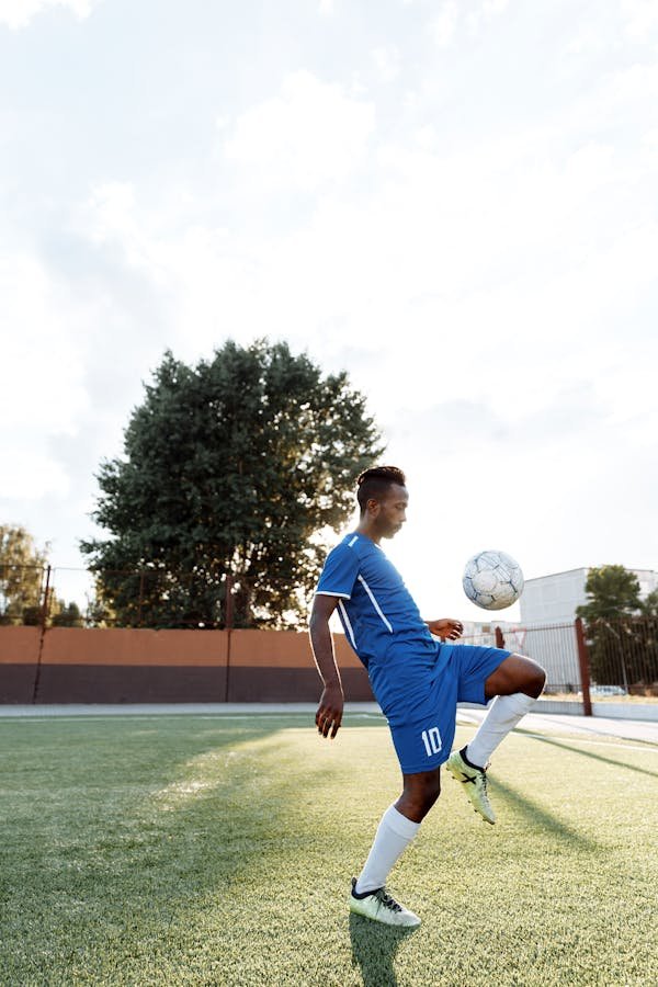 Magasin football Paris : les meilleures offres chez Decathlon